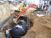 Einbau und Ausrichtung von Regenwassertank mit Pumpe (10.000 L)